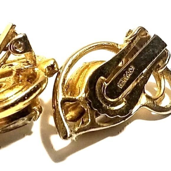 Signed Kramer Large Rhinestone Clip Earrings - Picture 4 of 6